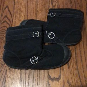 Rubber Toe Black Boots ❄️💥